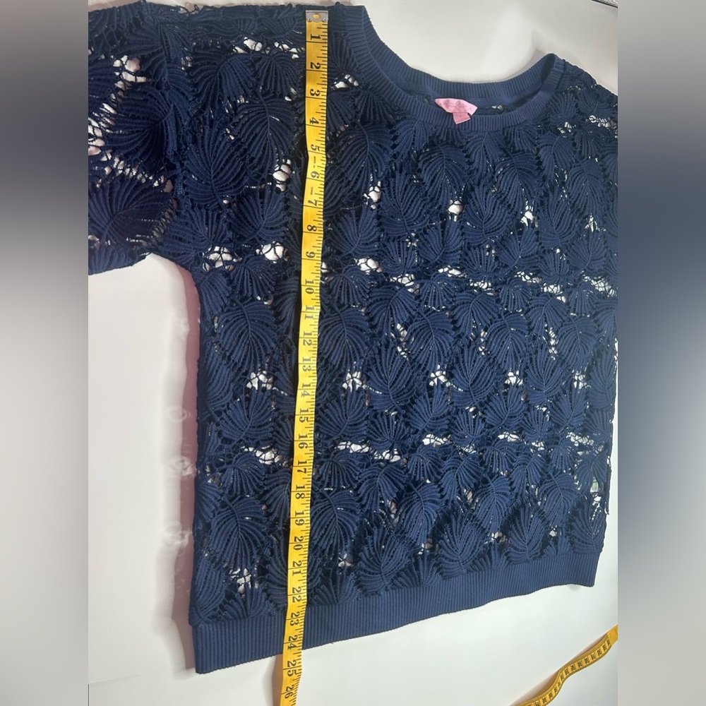 Lilly Pulitzer Navy Floral Lace Crochet Short-Sleeve Top EUC Sz S Coastal Granny - Picture 5 of 9